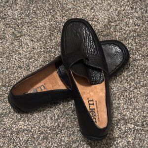 Born Leather Finley Black Loafers